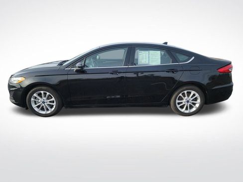 Used 2020 Ford Fusion SE image 2
