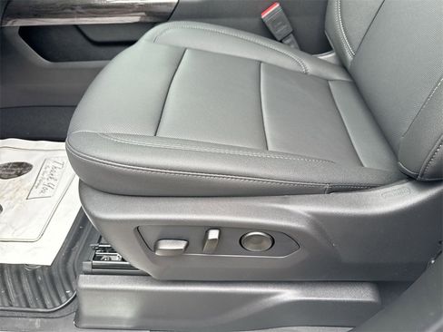 New 2026 Chevrolet Silverado 3500 LTZ w/ LTZ Premium Package image 14