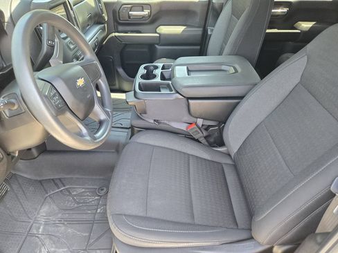 Used 2025 Chevrolet Silverado 2500 Custom w/ Custom Value Package AWD/4WD image 13