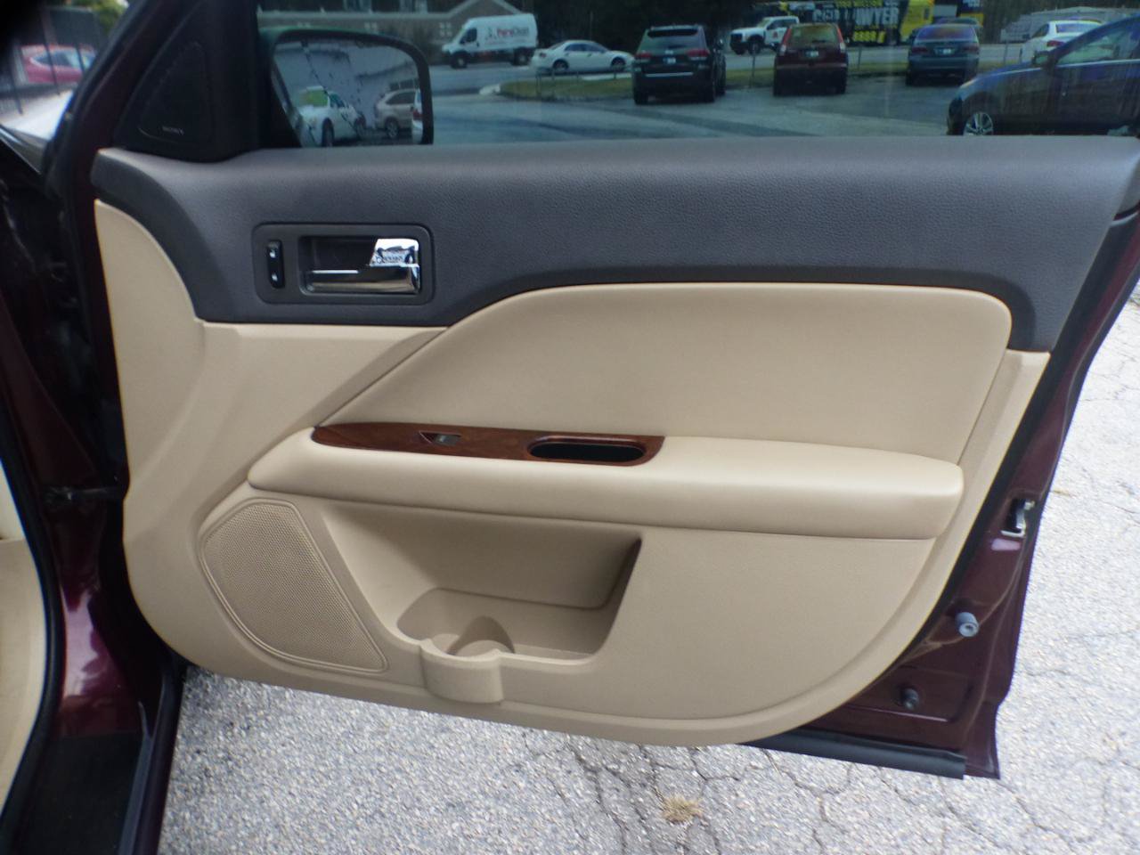Used 2012 Ford Fusion SEL FWD image 13