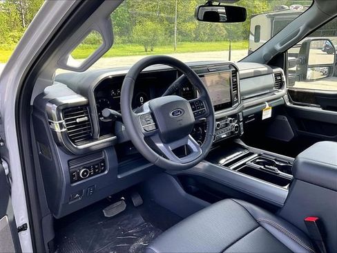 New 2026 Ford F350 Lariat w/ Black Appearance Package AWD/4WD image 22