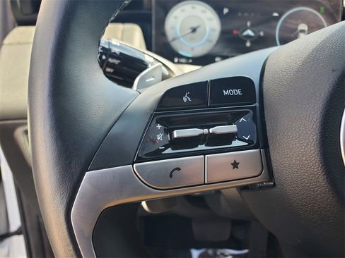 Used 2022 Hyundai Santa Cruz Limited image 24