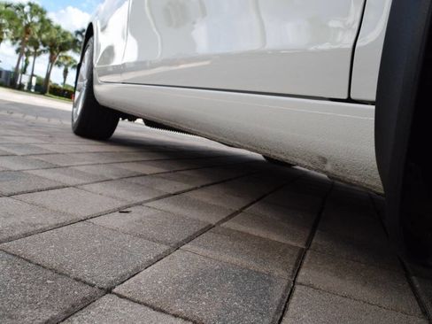 Used 2013 Volkswagen Golf TDI image 30