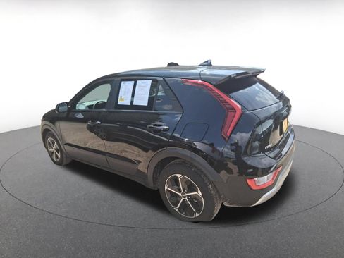 Used 2026 Kia Niro LX FWD image 14