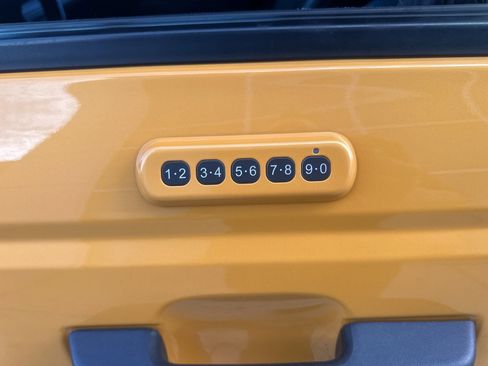 Used 2022 Ford Bronco Badlands w/ Sasquatch Package image 11