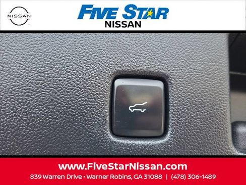 Used 2021 Ford Escape SEL w/ Technology Package FWD image 13