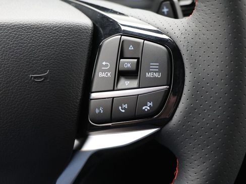 Used 2025 Ford Explorer ST image 23