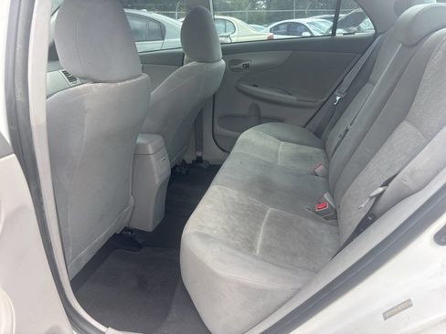 Used 2009 Toyota Corolla LE FWD image 11