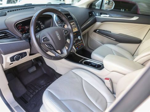 Used 2019 Lincoln MKC Reserve w/ MKC Technology Package image 4