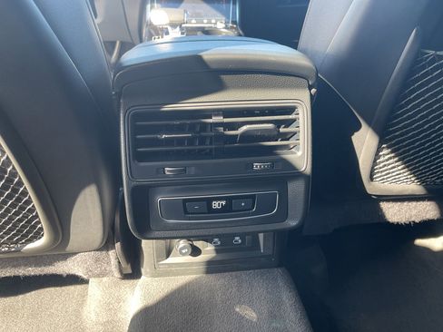 Used 2024 Audi Q7 Premium Plus image 29