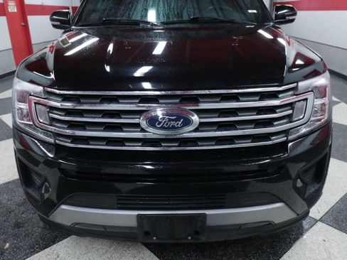 Used 2019 Ford Expedition XLT w/ Equipment Group 202A RWD image 4