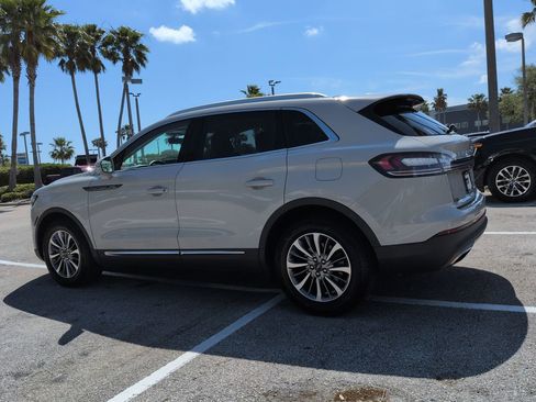 Used 2021 Lincoln Nautilus FWD w/ Equipment Group 101A image 6