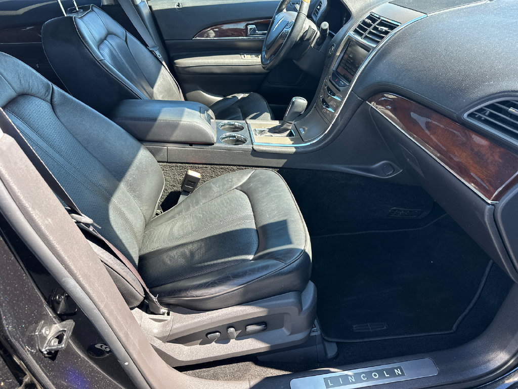 Used 2015 Lincoln MKX AWD w/ Equipment Group 101A image 13