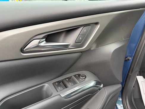 New 2026 Chevrolet Traverse LT image 14