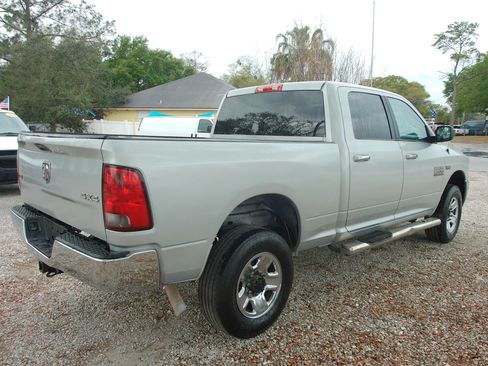 Used 2017 RAM 2500 SLT AWD/4WD image 5