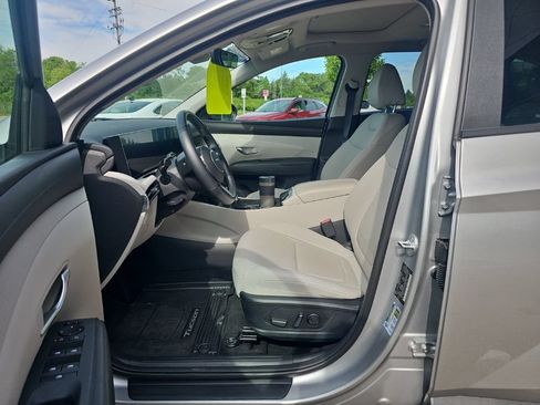 Certified 2025 Hyundai Tucson SEL AWD/4WD image 9