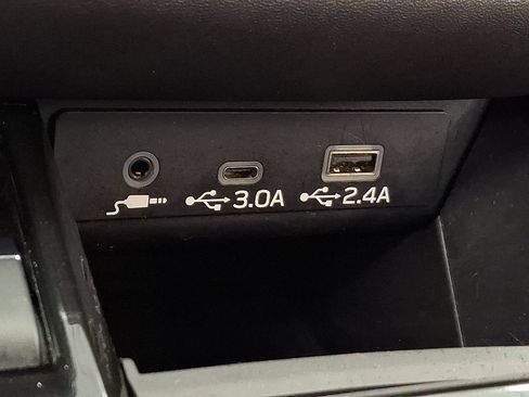 Used 2024 Subaru Outback Premium AWD/4WD image 22