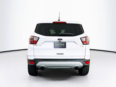 Used 2017 Ford Escape SE AWD/4WD image 7