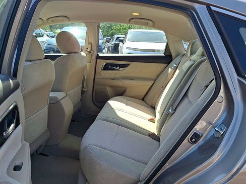 Used 2013 Nissan Altima 2.5 S FWD image 18