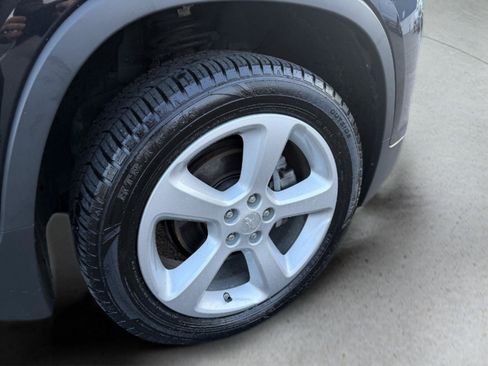 Used 2015 Chevrolet Trax LTZ AWD/4WD image 32