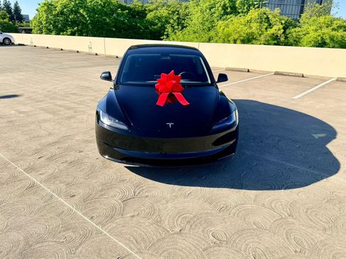 Used 2024 Tesla Model 3 Long Range AWD/4WD image 5