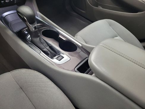 Used 2022 Chevrolet Malibu LT image 22