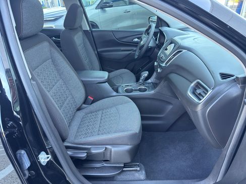 Used 2023 Chevrolet Equinox LT AWD/4WD image 38