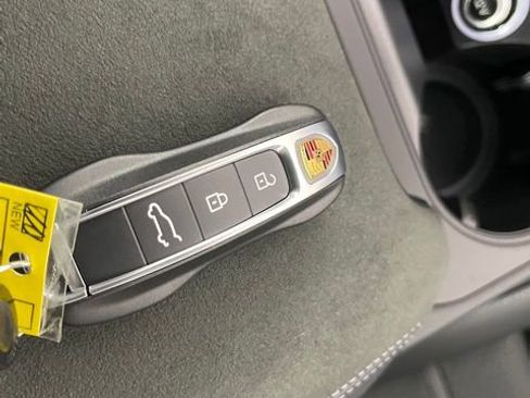 New 2026 Porsche Cayenne GTS image 42