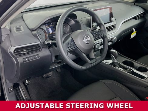 Certified 2025 Nissan Altima 2.5 S image 7