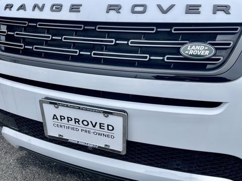 Certified 2024 Land Rover Range Rover Evoque Dynamic SE image 32