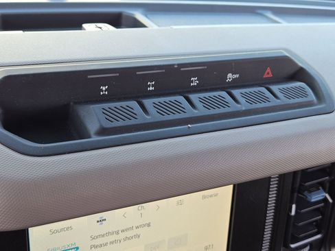 Used 2022 Ford Bronco Wildtrak image 20