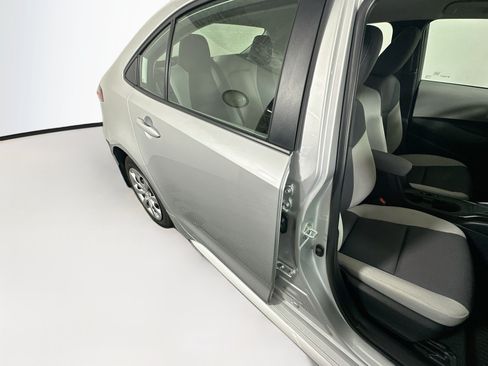 Certified 2025 Toyota Corolla LE FWD image 27