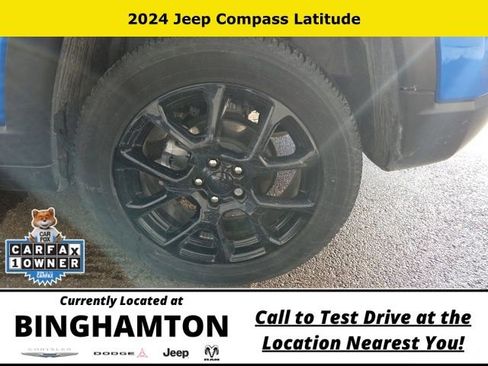 Used 2024 Jeep Compass Latitude w/ Convenience Group AWD/4WD image 20