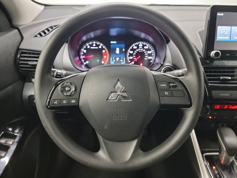 Used 2024 Mitsubishi Eclipse Cross LE AWD/4WD image 17