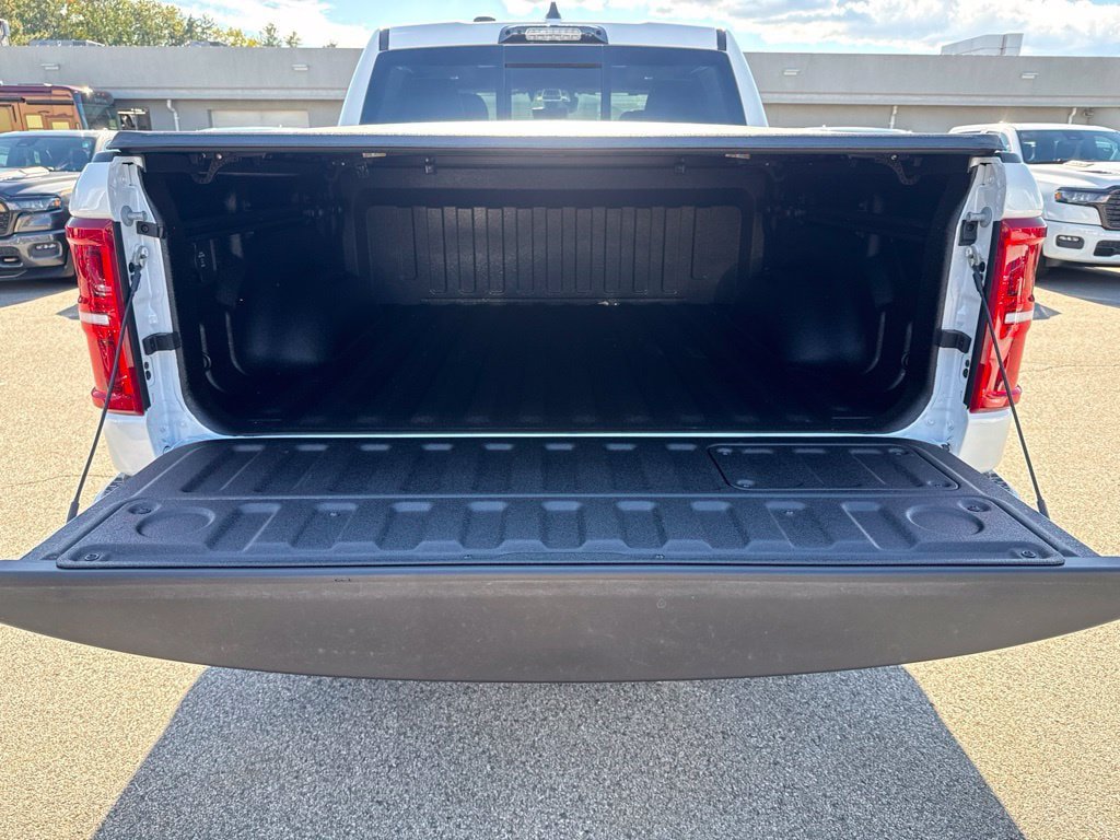 New 2027 RAM 1500 Limited AWD/4WD image 25