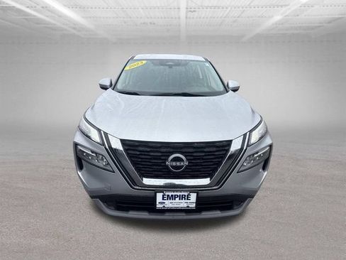 Used 2023 Nissan Rogue SV AWD/4WD image 12
