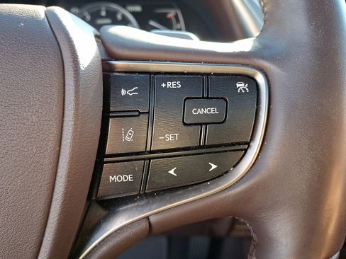 Used 2019 Lexus ES 350 Ultra Luxury image 23