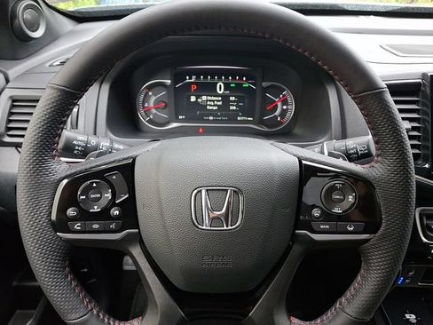 Certified 2024 Honda Passport Black Edition image 20