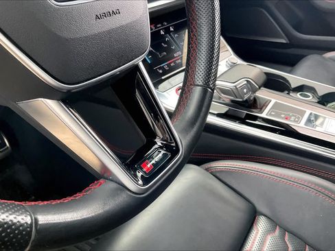 Used 2021 Audi RS 6 AWD/4WD image 33