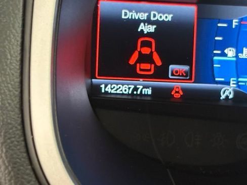 Used 2019 Ford Edge SEL w/ Equipment Group 201A AWD/4WD image 15