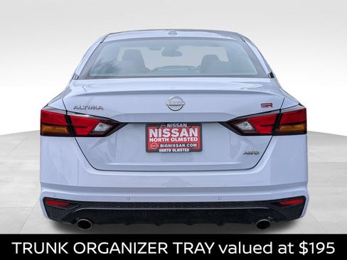 Certified 2024 Nissan Altima 2.5 SR AWD/4WD image 9