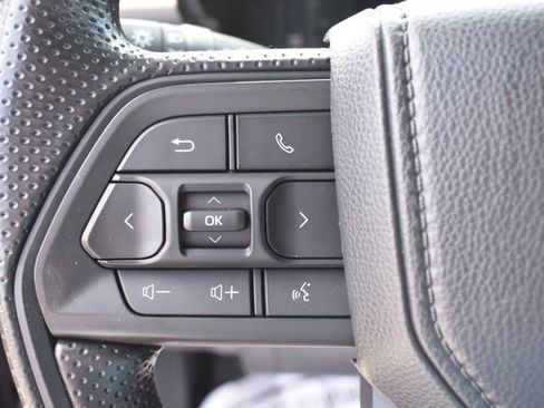 Used 2025 Toyota Tacoma SR5 RWD image 19