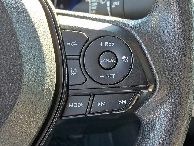 Used 2021 Toyota Corolla LE FWD image 21