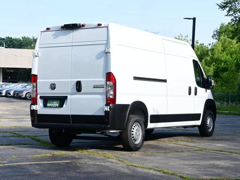 New 2026 RAM ProMaster 3500 w/ Cold Weather Group FWD image 12
