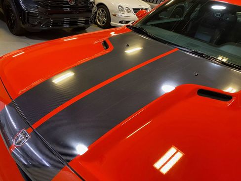 Used 2009 Dodge Challenger SRT8 w/ SRT Option Group II image 7