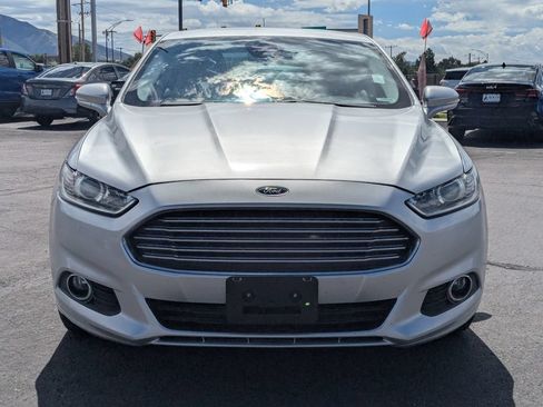 Used 2016 Ford Fusion SE AWD/4WD image 10