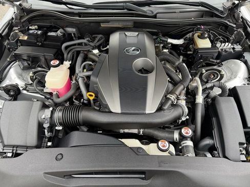 Used 2018 Lexus IS 300 w/ Comfort Package image 7