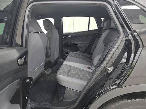 Used 2022 Volkswagen ID.4 Pro AWD/4WD image 13
