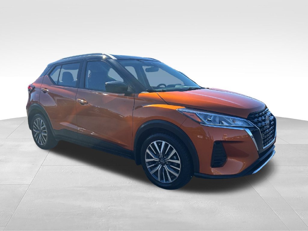 Used 2023 Nissan Kicks SV FWD image 7