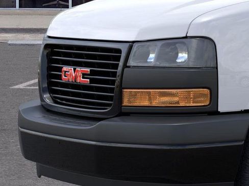 New 2025 GMC Savana 2500 image 13